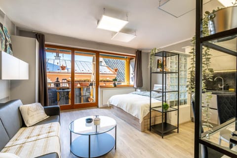 Balcony/Terrace, Living room