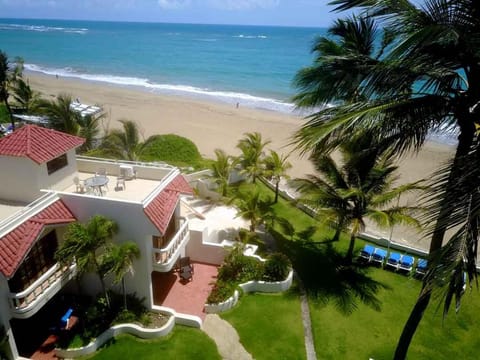 Property building, Natural landscape, Beach, Sea view