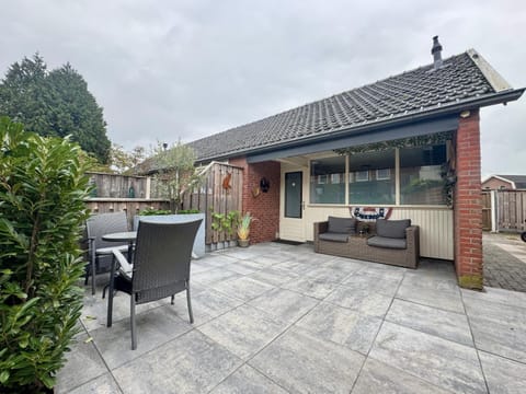 Garden, Balcony/Terrace