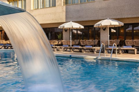 Balcony/Terrace, Swimming pool