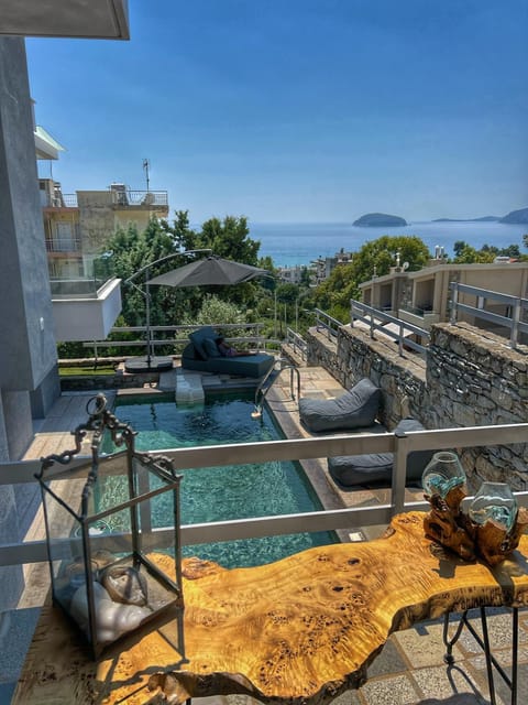 Pool view, Swimming pool