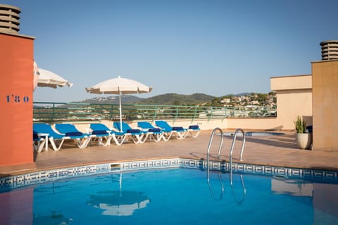 City view, Mountain view, Sea view, Street view, Swimming pool