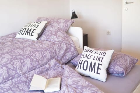 Decorative detail, Bedroom