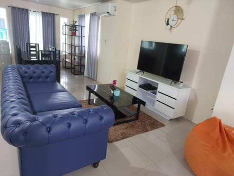 Lounge or bar