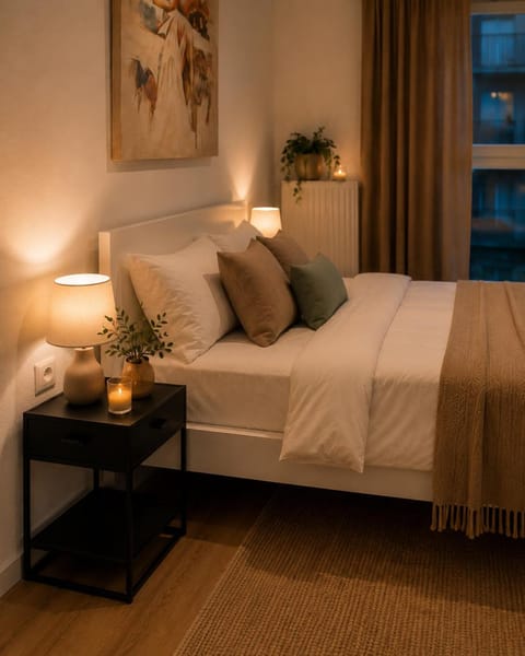 Bed, Photo of the whole room, Bedroom