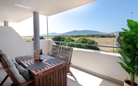Natural landscape, View (from property/room), Balcony/Terrace, Mountain view, Sea view
