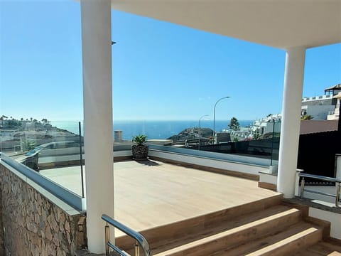 Balcony/Terrace, Balcony/Terrace, Sea view