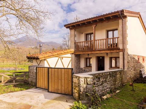 Property building, Natural landscape