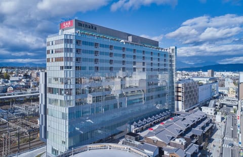 Property building, Day