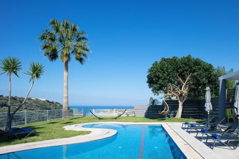 Day, Pool view, Sea view, Swimming pool, sunbed