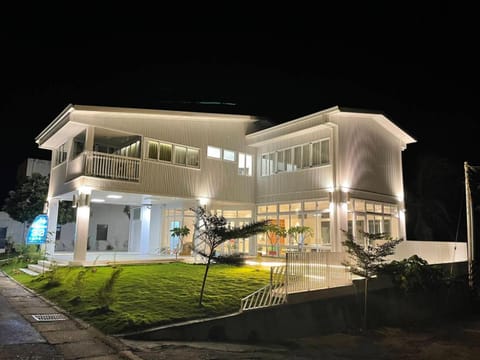 Night, Garden view
