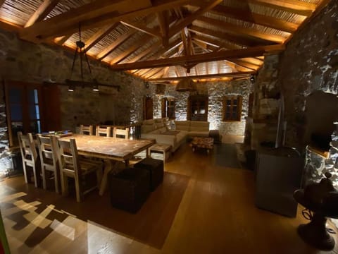 Villa Ardamis Karyes Villa in Argolis, Greece