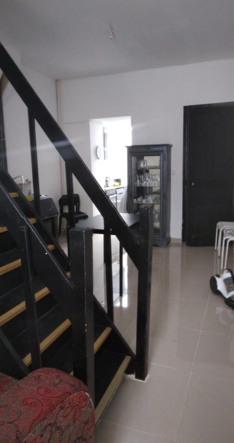 Chambres privatives avec espaces partagés dans maison Roubaix centre Vacation rental in Flanders