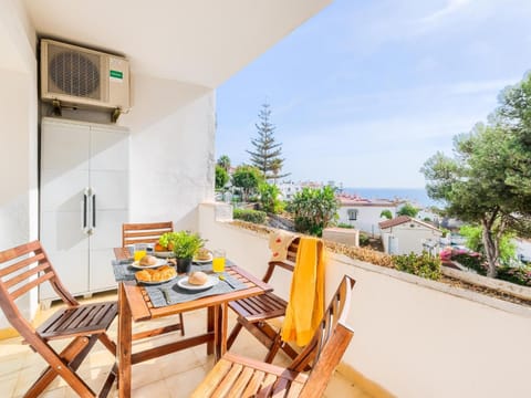 Natural landscape, Balcony/Terrace, Sea view