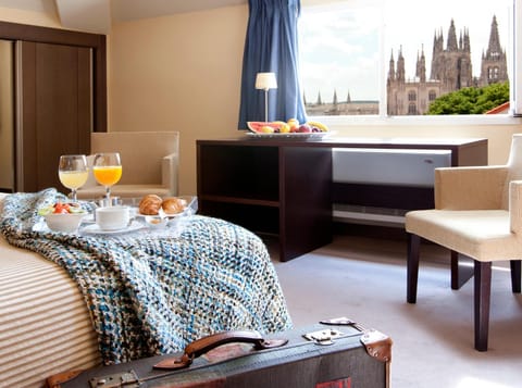 Bedroom, Landmark view