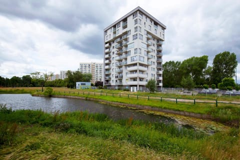 Property building, Day, Lake view, River view