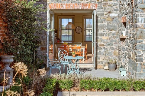 Charming townhouse with sunny garden House in Northern Ireland