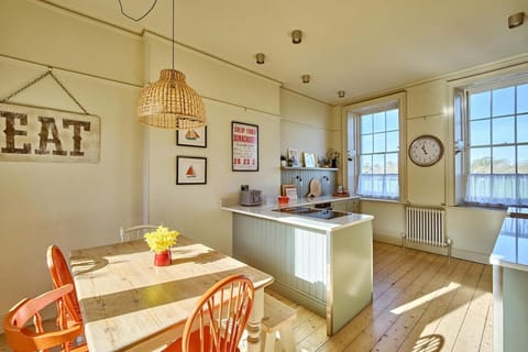 Charming townhouse with sunny garden House in Northern Ireland