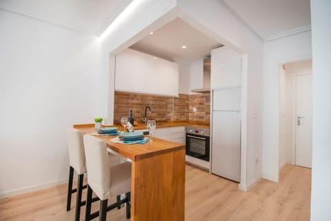 Dining area, minibar, pet friendly, toaster