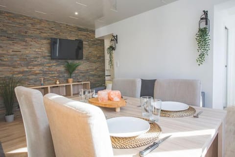 Bel appartement lumineux proche du centre-ville Apartment in Hauts-de-France