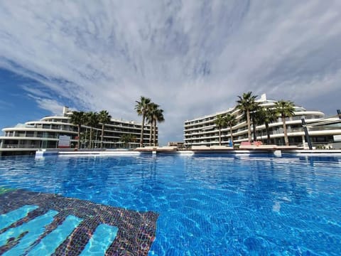 Property building, Pool view, Swimming pool, sunbed