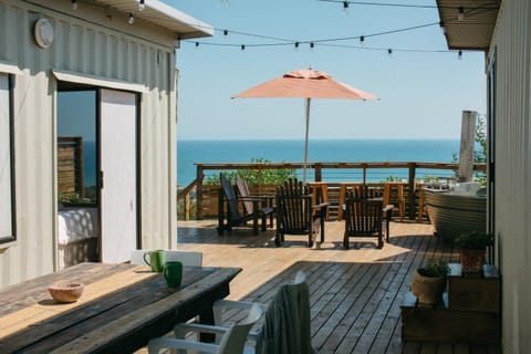 Patio, Hot Tub, Dining area, Sea view, Sea view