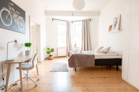 Bed, Bedroom