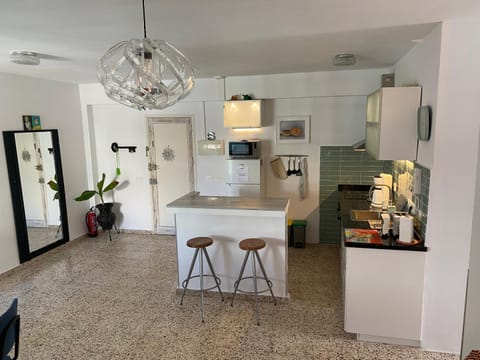 Kitchen or kitchenette, minibar, pet friendly, toaster