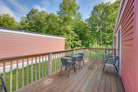 Cozy Cassopolis Cabin, Near Parks and Golfing! Cabin in Michigan