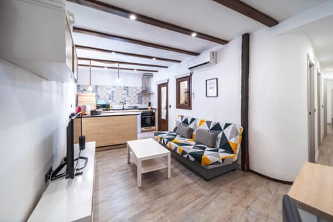 Living room, Lounge or bar