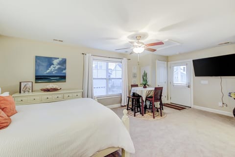 Southern Charm Getaway House in Mount Pleasant