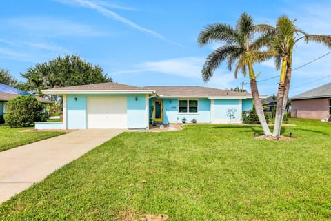 Three Palms Retreat House in North Fort Myers