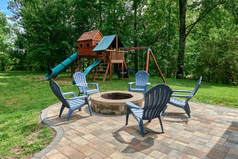 Patio, Children play ground, fireplace