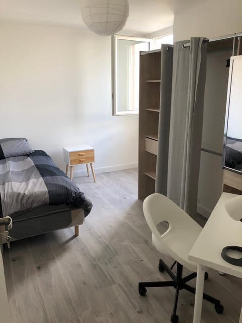 Evry Time Bed and Breakfast in Île-de-France