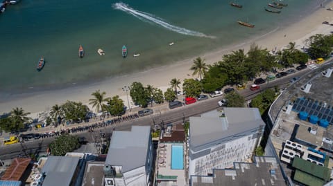 Property building, Bird's eye view, Swimming pool