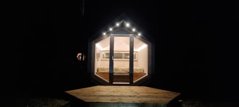 Night, Balcony/Terrace