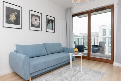 Communal lounge/ TV room, Living room, Seating area