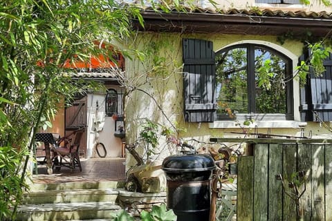 Property building, Patio