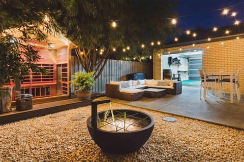 Property building, Patio, Night, BBQ facilities, Garden, Sauna, View (from property/room), Seating area, Dining area, Garden view, Sunrise, Sunset