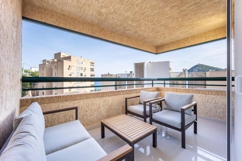 Day, View (from property/room), Balcony/Terrace, Dining area