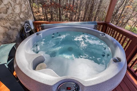 Hurricane Hideaway - Powder Horn Mountain House in Watauga