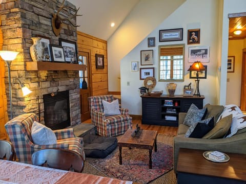 Camp Sasquatch - Powder Horn Mountain House in Watauga