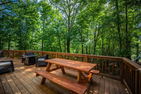 Gnome Away from Home! Powder Horn House in Watauga