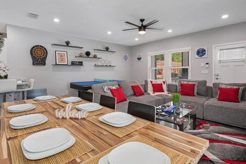 Ybor City Group Home Game Room & Sleeps 12 Tampa Apartment in Tampa