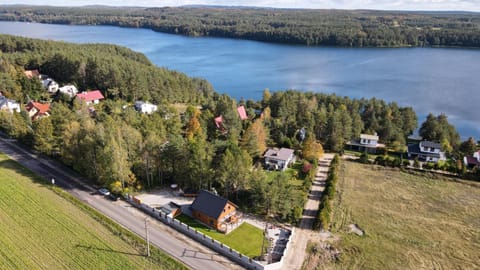 Neighbourhood, Bird's eye view, Garden, Lake view