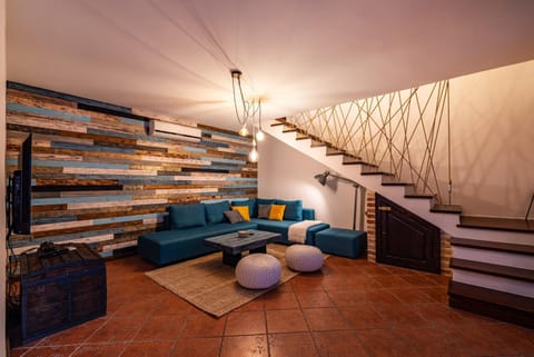 TV and multimedia, Living room, Seating area