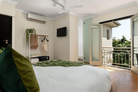 Neighbourgood Romney Bed and Breakfast in Cape Town