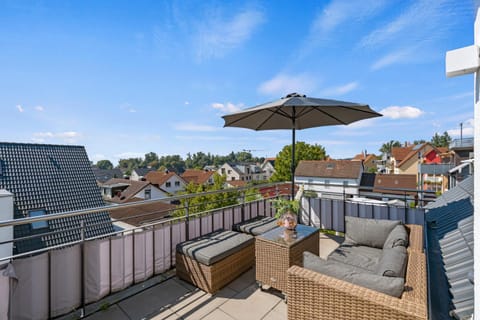 View (from property/room), Balcony/Terrace, Seating area