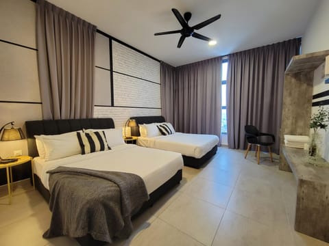 Photo of the whole room, Bedroom