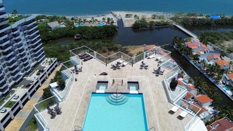 Day, Natural landscape, Bird's eye view, Pool view, Sea view